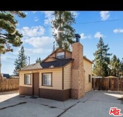 320 E Tiger Lily Dr, Big Bear City, CA, 92314 | Card Image