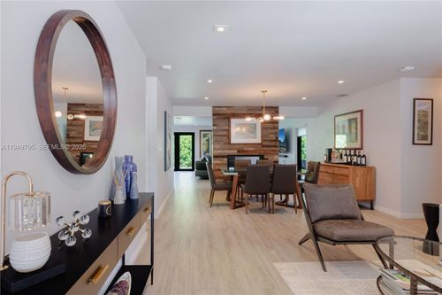 6201 Sw 36th St, Miami, FL, 33155-4968 | Card Image