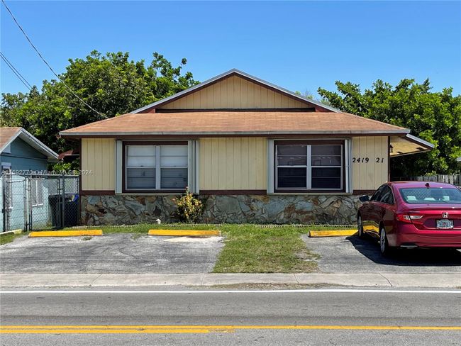 2419-2421 Johnson St, Home with 0 bedrooms, 0 bathrooms and 6 parking in Hollywood FL | Image 1