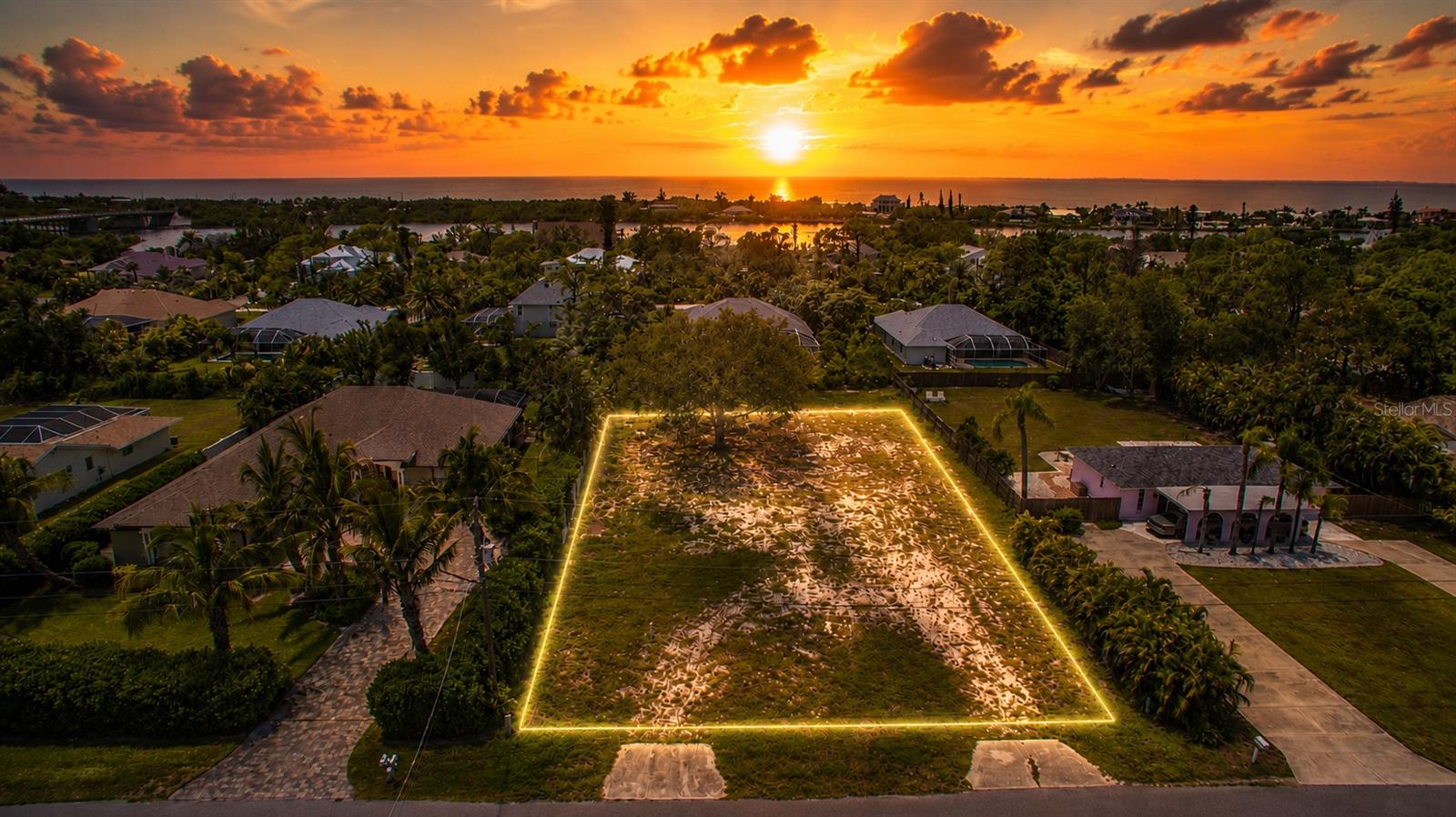Land in ENGLEWOOD