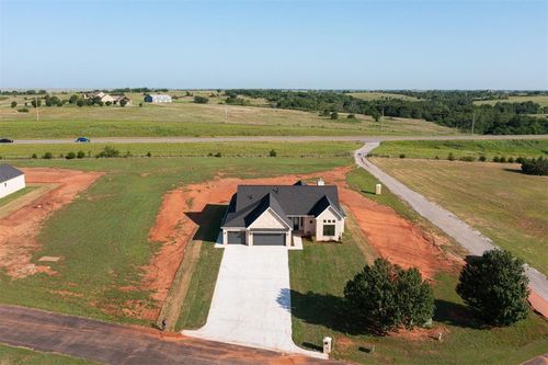 2058 County Road 1336, Blanchard, OK, 73010-3508 | Card Image