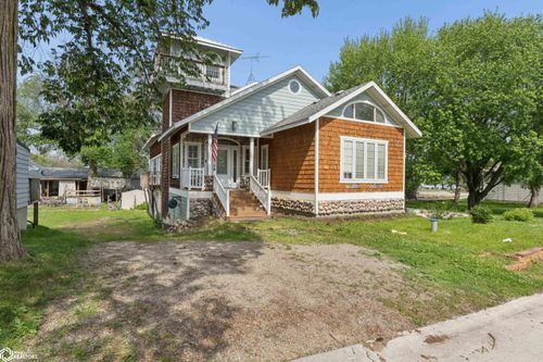 15378 Oakwood Ave, Clear Lake, IA, 50428-9011 | Card Image