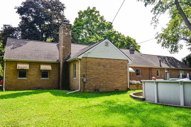5 S Dixie Ln, House other with 3 bedrooms, 2 bathrooms and 2 parking in Pontiac IL | Image 40