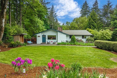 9112 82nd Ave Nw, Gig Harbor, WA, 98332-6762 | Card Image