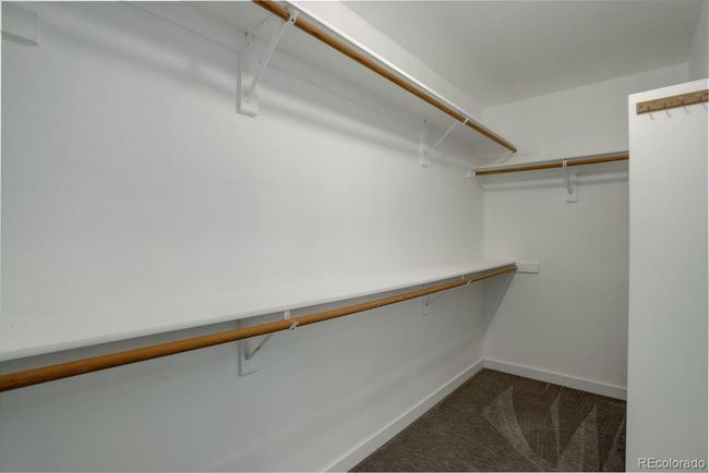 Walk in closet | Image 32