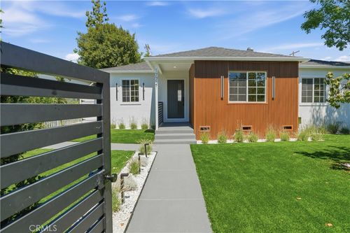 17721 Burbank, Encino, CA, 91316 | Card Image