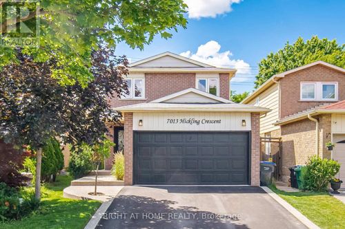 7013 Hickling Cres, Mississauga, ON, L5N5A6 | Card Image