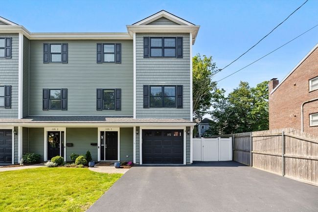 1 - 125 Ash St, Condo with 4 bedrooms, 4 bathrooms and 2 parking in Waltham MA | Image 35