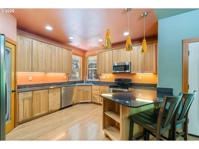 25100 Foss Rd, House other with 4 bedrooms, 3 bathrooms and 1 parking in Nehalem OR | Image 11