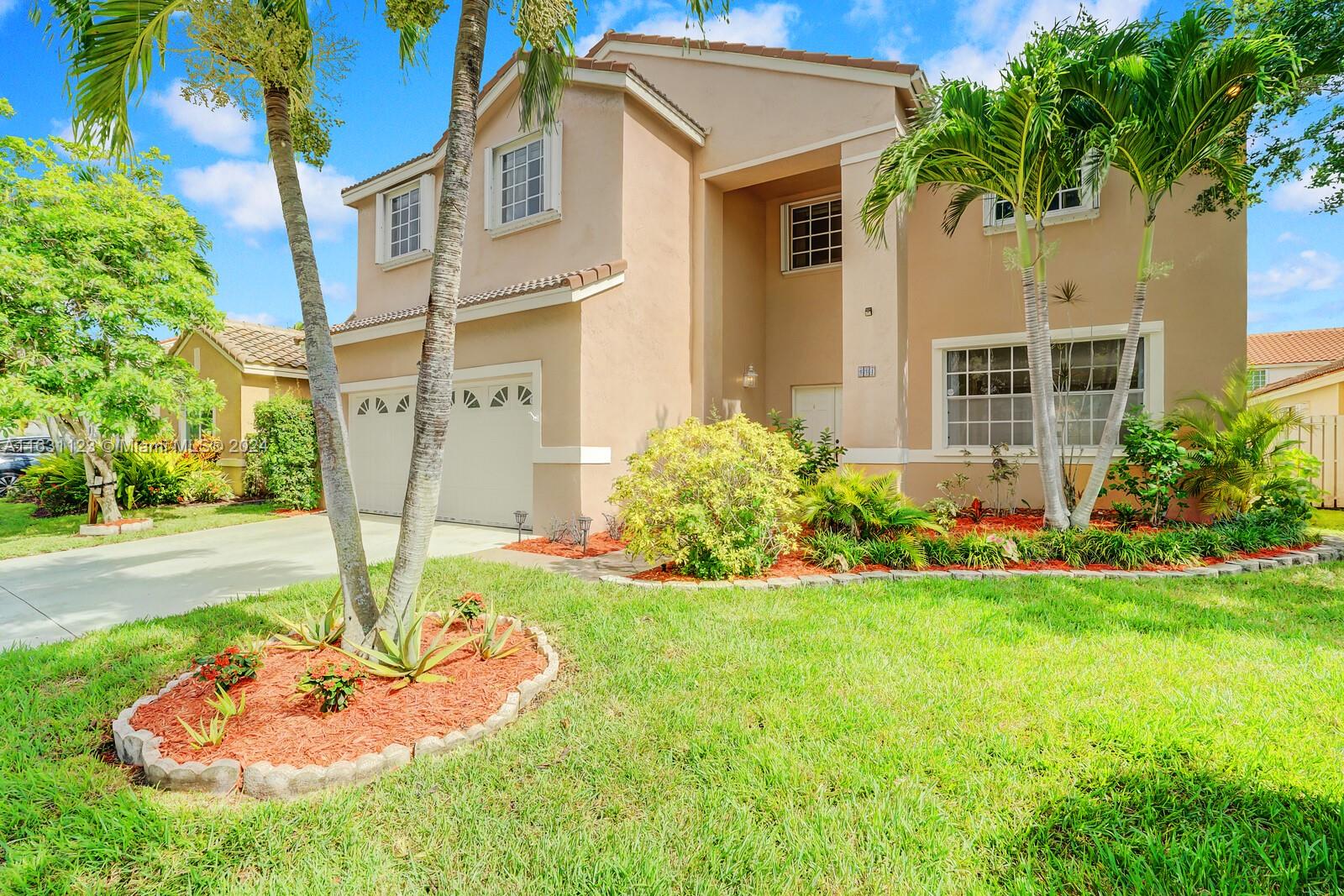 Cameron Ct, Weston, FL 33326