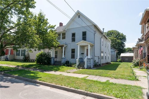 142 Hornell St, Hornell, NY, 14843-1237 | Card Image