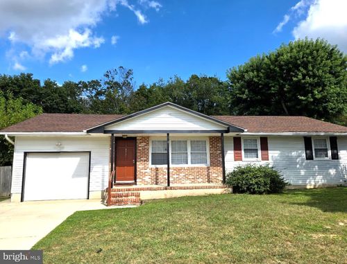 897 Chapel Dr, VINELAND, NJ, 08361-2911 | Card Image
