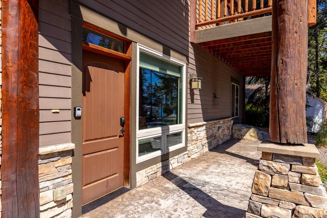 Front Entry | Image 8