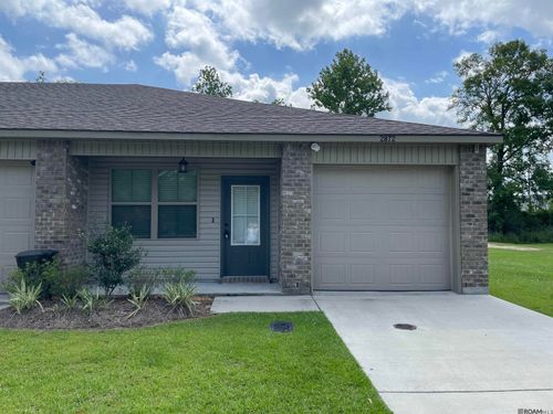 2872 S Roth Ave, Gonzales, LA, 70737-4832 | Card Image