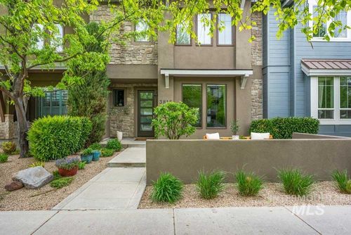 3816 E Parkcenter Blvd, Boise, ID, 83716-4716 | Card Image