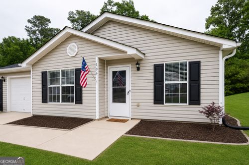 109 Ashley Oaks Dr, Barnesville, GA, 30204-3481 | Card Image
