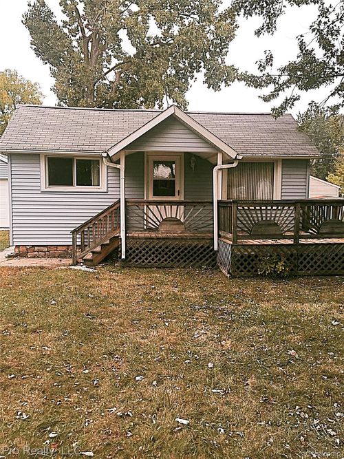 1682 Beatrice St, Westland, MI, 48186-4980 | Card Image