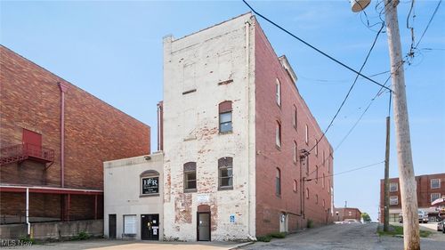 102-927 Wheeling Ave, Cambridge, OH, 43725-2340 | Card Image