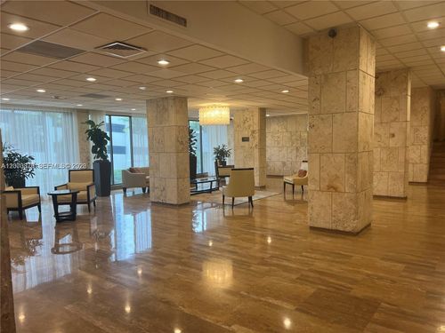 12c-1965 S Ocean Dr, Hallandale Beach, FL, 33009-5923 | Card Image