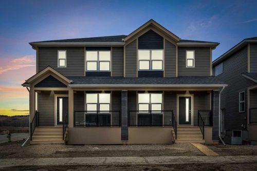 662 Wolf Willow Boulevard Se, Calgary, AB, T2X5P8 | Card Image