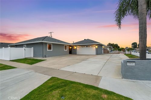 10041 Margo Ln, Westminster, CA, 92683-7528 | Card Image