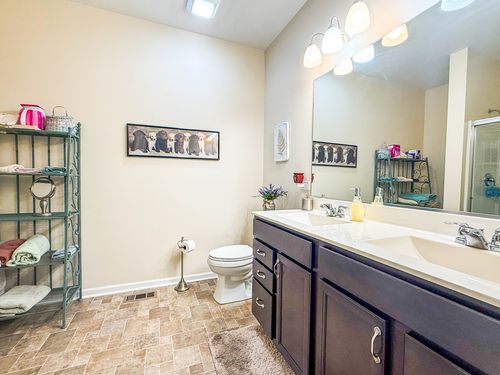 1902 Doolin Ave, McHenry, IL, 60050-7317 | Card Image