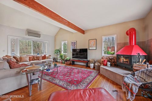 206 Lake Ave, Island Heights, NJ, 08732-7801 | Card Image