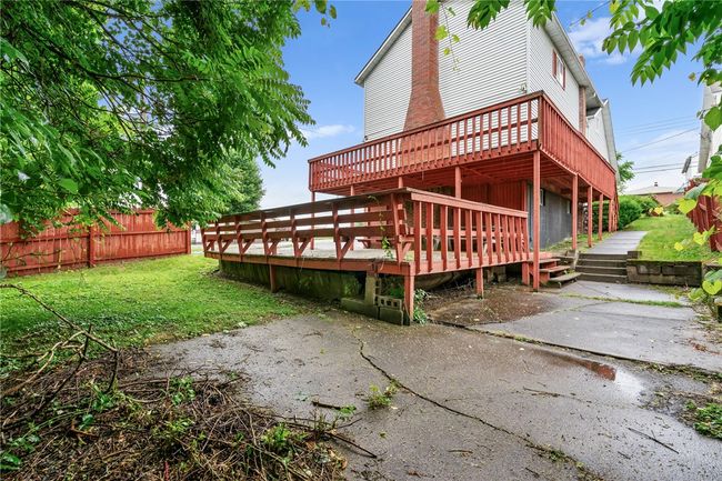1103 2 Nd St, House other with 3 bedrooms, 3 bathrooms and 2 parking in Monessen PA | Image 30