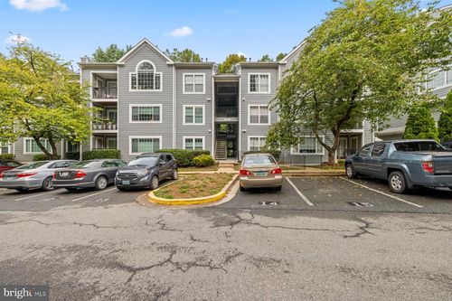 3-h-20404 Shore Harbour Dr, GERMANTOWN, MD, 20874-5423 | Card Image