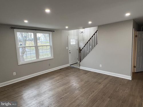 11160 Tippett Rd, CLINTON, MD, 20735-9643 | Card Image