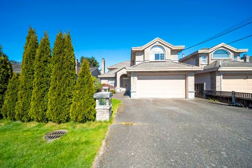 8671 Saunders Rd, Richmond, BC, V7A2A6 | Card Image