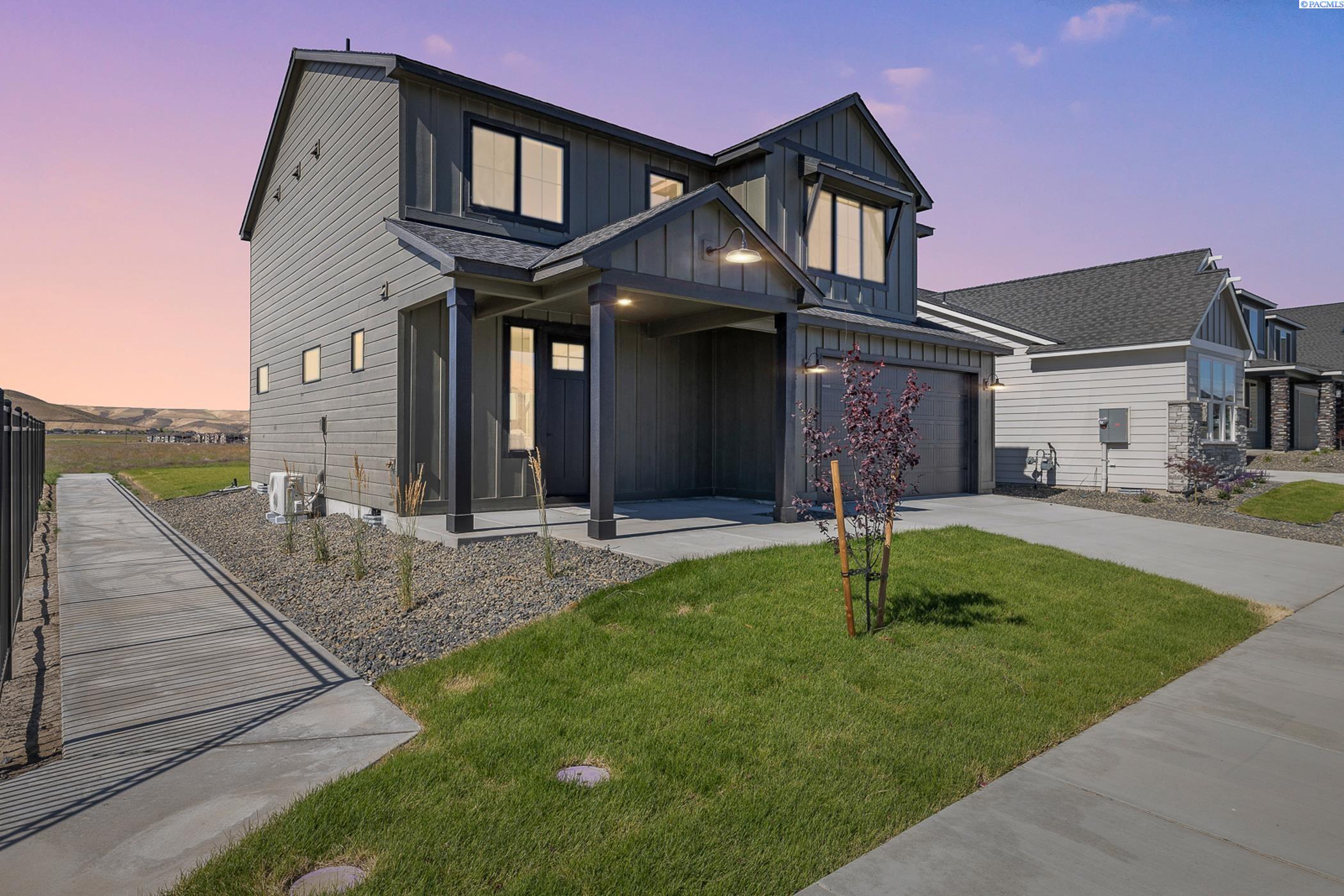 Barbera St, Richland, WA 99352
