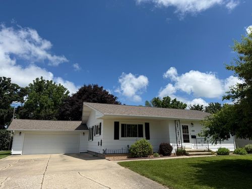 228 13th St Sw, Owatonna, MN, 55060-3906 | Card Image