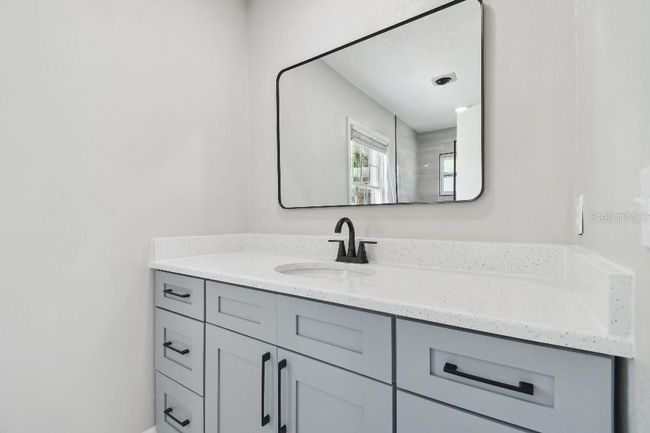 18504 Putters Pl, House other with 3 bedrooms, 2 bathrooms and null parking in TAMPA FL | Image 18