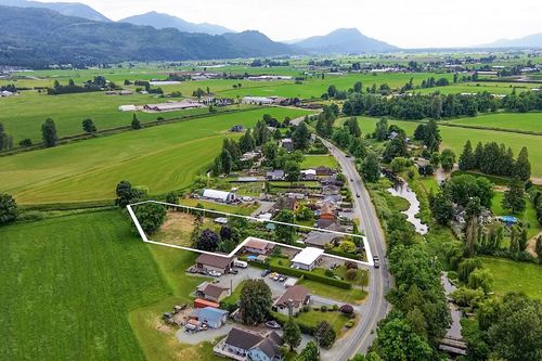50590 Yale Rd, Rosedale, BC, V0X1X2 | Card Image