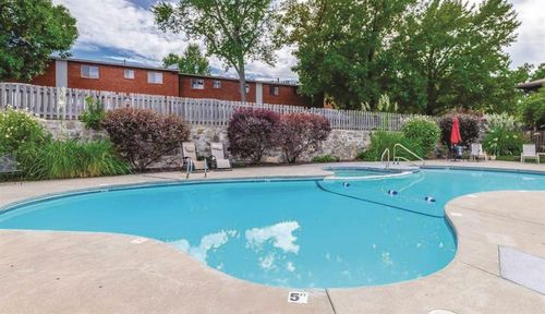 447 W 104th St, Kansas City, MO, 64114-4603 | Card Image