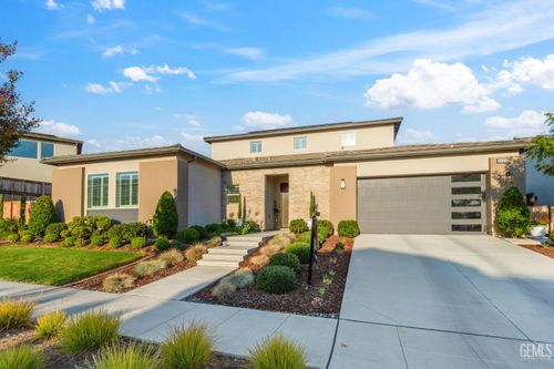 4693 Del Oro Rd, Madera, CA, 93636-8056 | Card Image