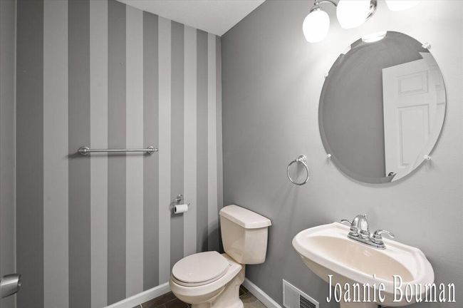 10466 Riverview Dr, House other with 5 bedrooms, 4 bathrooms and null parking in Plainwell MI | Image 21