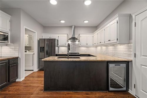 7865 157th Ter, Overland Park, KS, 66223-3368 | Card Image