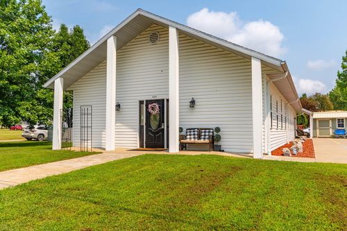 403 E Mcdowell St, STURGEON, MO, 65284-9705 | Card Image