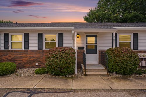 bldg-4-7425 Boulder Bluff Dr, Jenison, MI, 49428-8938 | Card Image