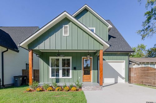 554 Moore St, Baton Rouge, LA, 70806-5836 | Card Image