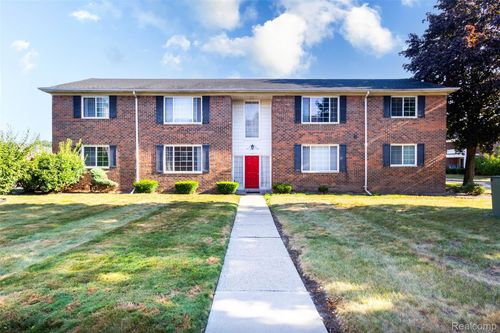 101-25341 Shiawassee Circle, Southfield, MI, 48033 | Card Image