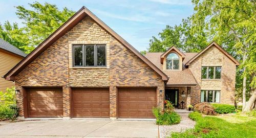 2734 Alyssa Dr, Naperville, IL, 60565-3038 | Card Image