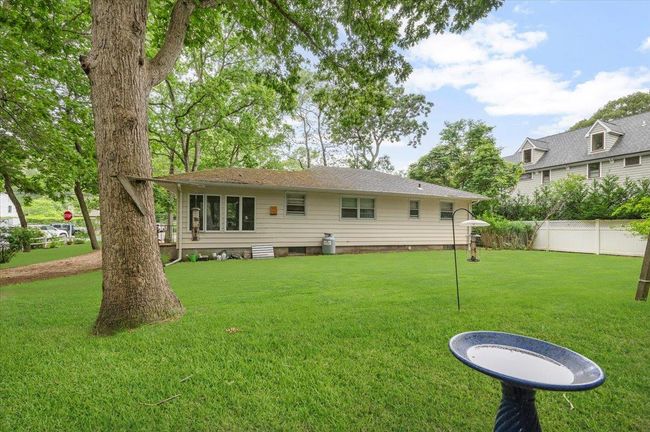 241 Hampton St, House other with 3 bedrooms, 1 bathrooms and null parking in Sag Harbor NY | Image 22