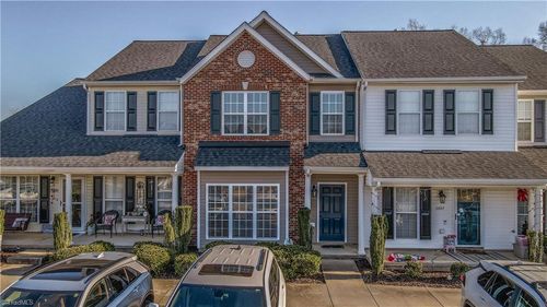 6886 Derby Run Dr, Whitsett, NC, 27377-9825 | Card Image