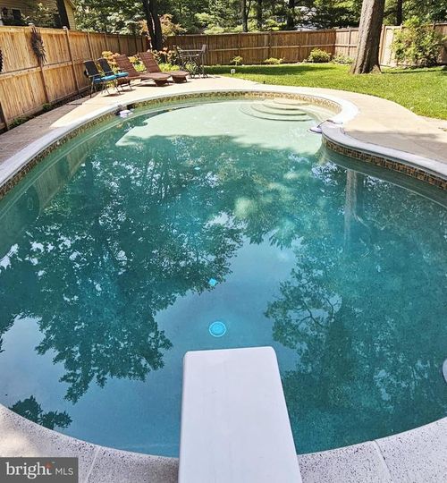 2411 Rosedown Dr, RESTON, VA, 20191-1619 | Card Image