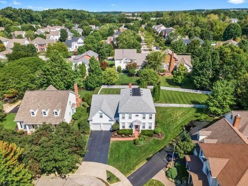 7166 Brooks Close, New Albany, OH, 43054-9482 | Card Image