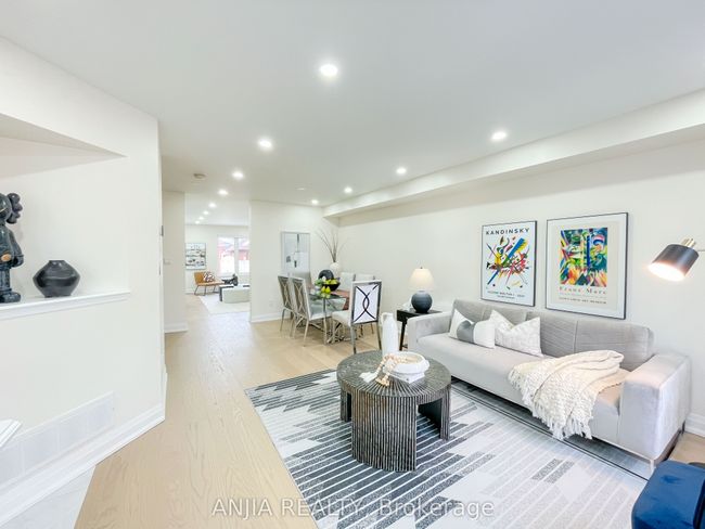 2330 Bur Oak Ave, House attached with 4 bedrooms, 4 bathrooms and 1 parking in Markham ON | Image 7