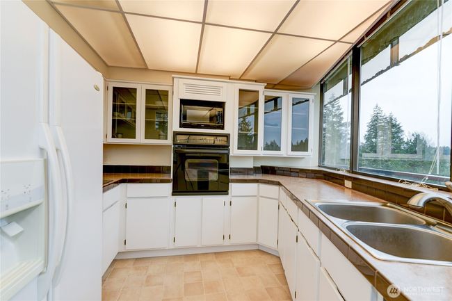 APT-701 - 1910 Evergreen Park Dr Sw, Condo with 2 bedrooms, 2 bathrooms and 1 parking in Olympia WA | Image 7